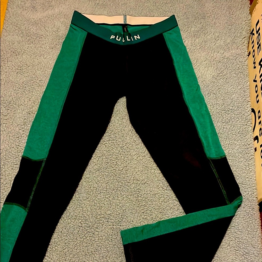Pullin Teal and Black Active Leggings